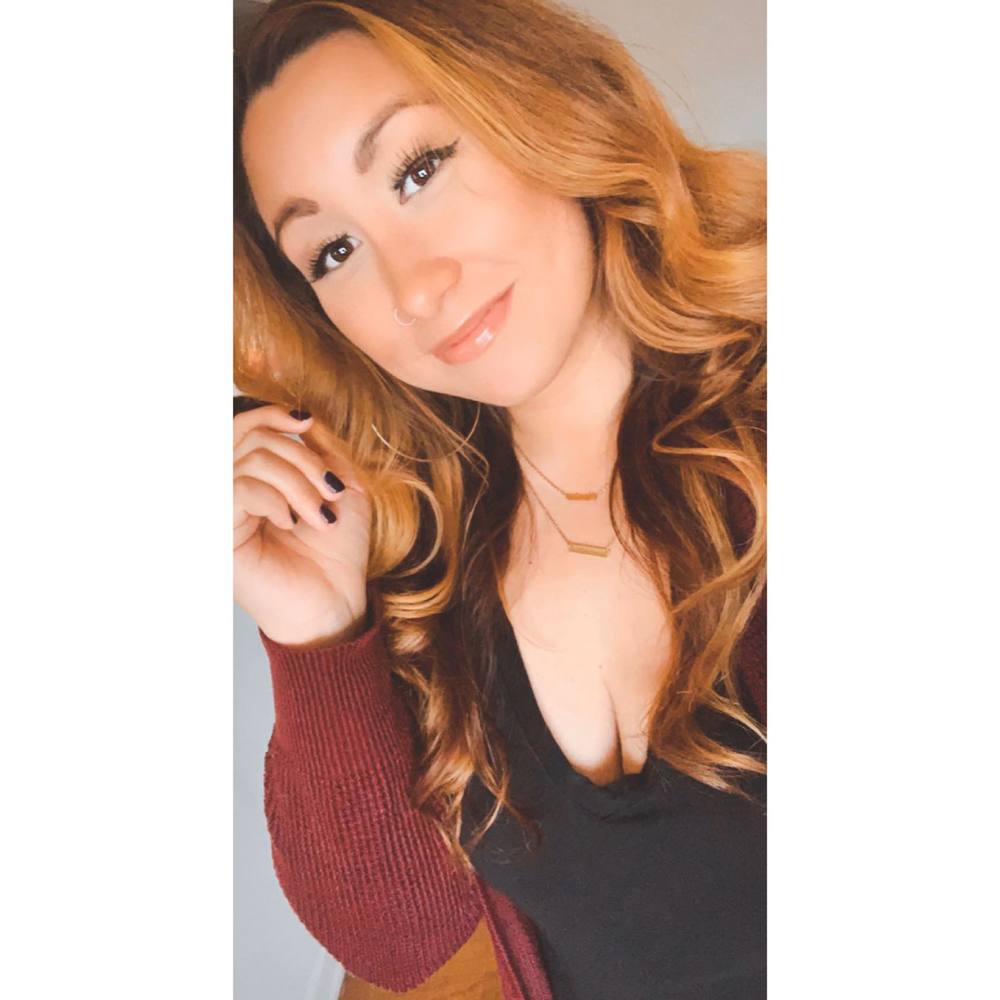 Meet your Posher, Monica